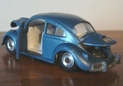 Dinky Toys: Volkswagen 1300 Sedan de luxe No 89168
